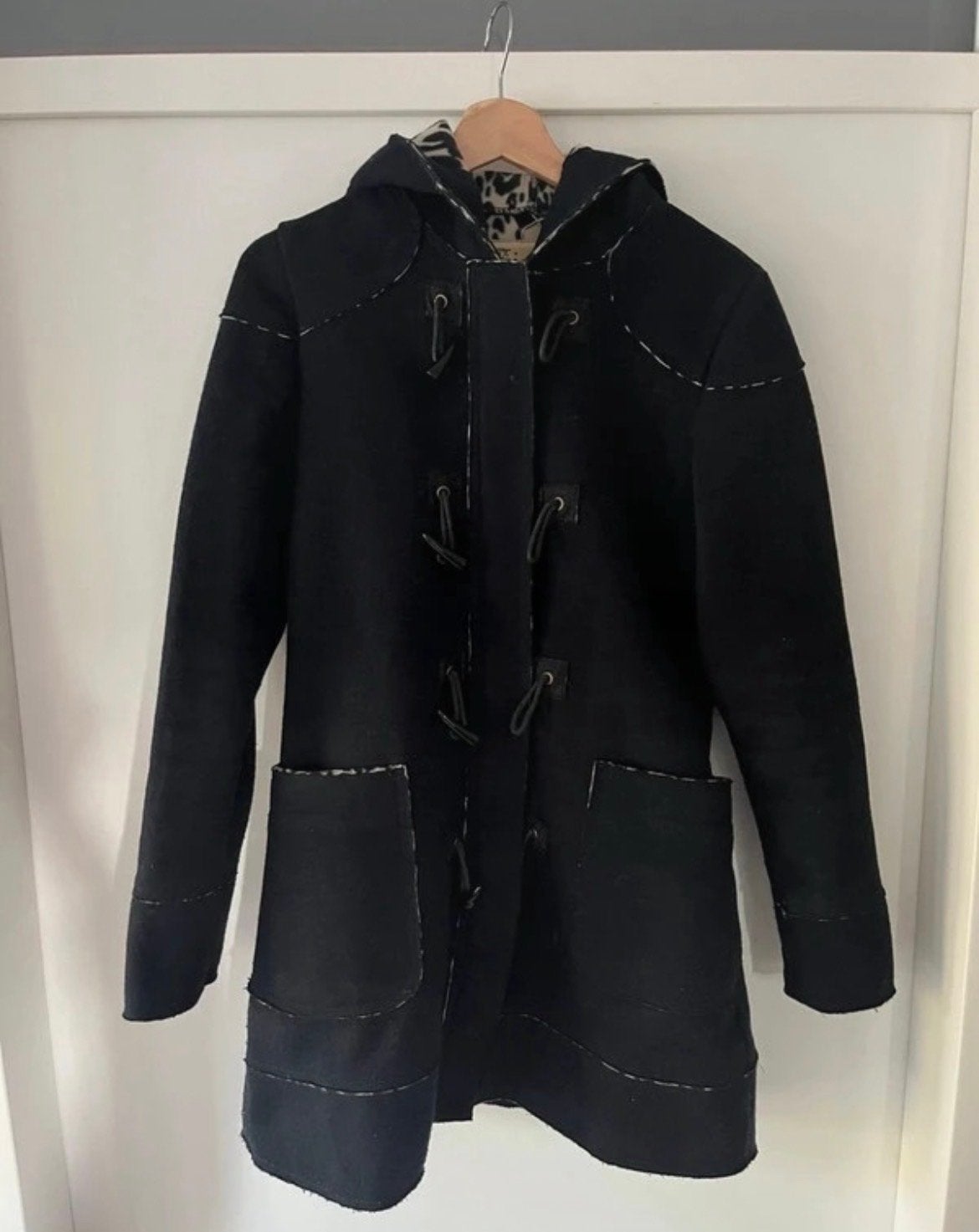 Giacomo wollen duffelcoat met luipaardprint voering - Maat L, Ophalen of Verzenden, Gedragen, Maat 38/40 (M), Zwart