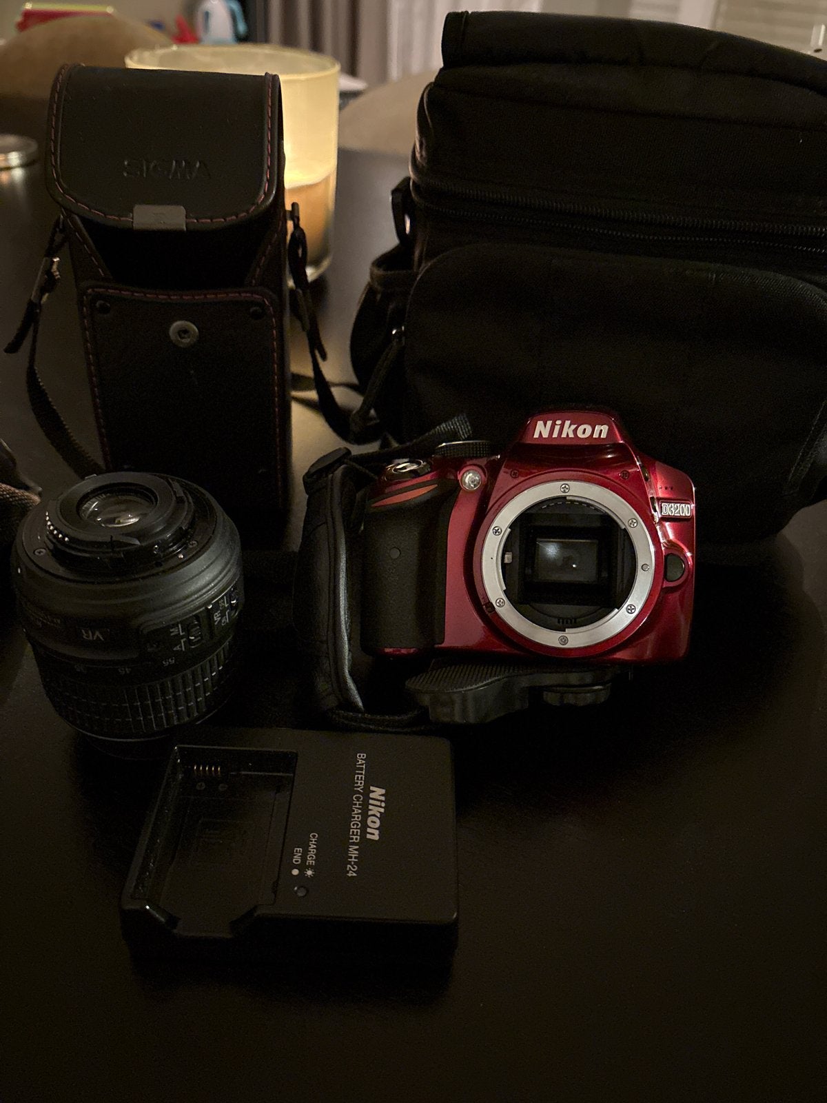 Nikon D3200 spiegelreflexcamera met oplader en tas, Gebruikt, Spiegelreflex, Oplader, Ophalen of Verzenden