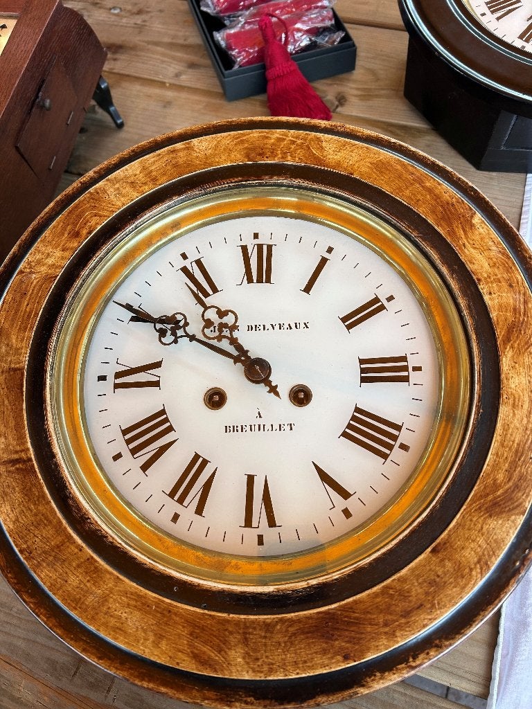 Franse schoolklok antiek signering bruine houten rand ca1880, Antiek en Kunst, Ophalen of Verzenden
