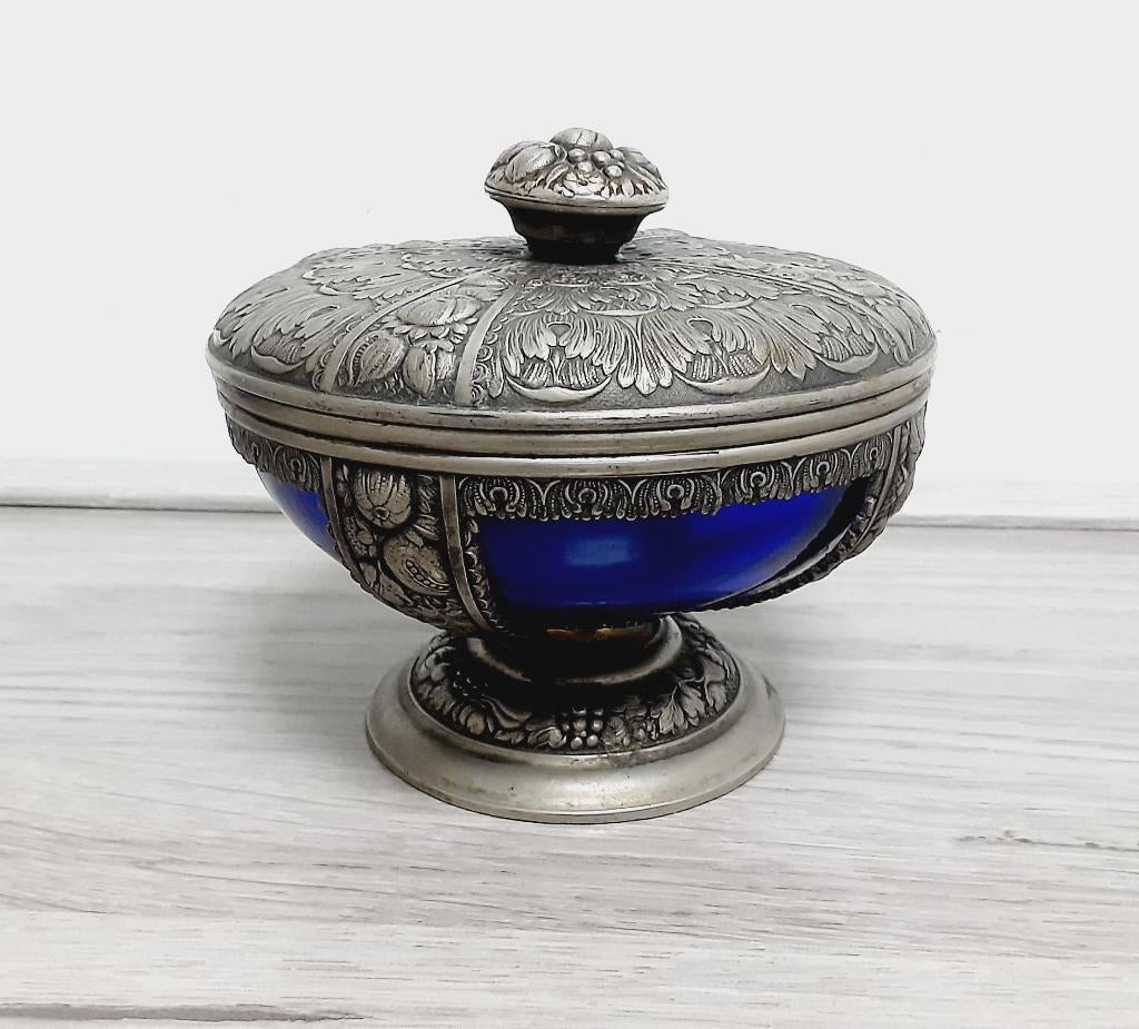 verzilverde bonbonniere met cobalt blauw glas, Antiek en Kunst, Ophalen of Verzenden