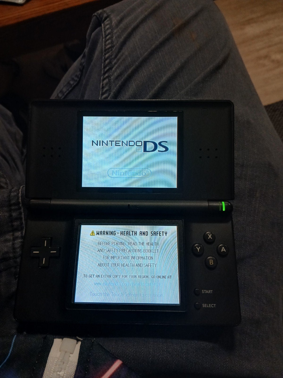 Nintendo DS Lite Zwart - Goede Staat, Spelcomputers en Games, Ophalen of Verzenden, Gebruikt, Zwart, DS Lite