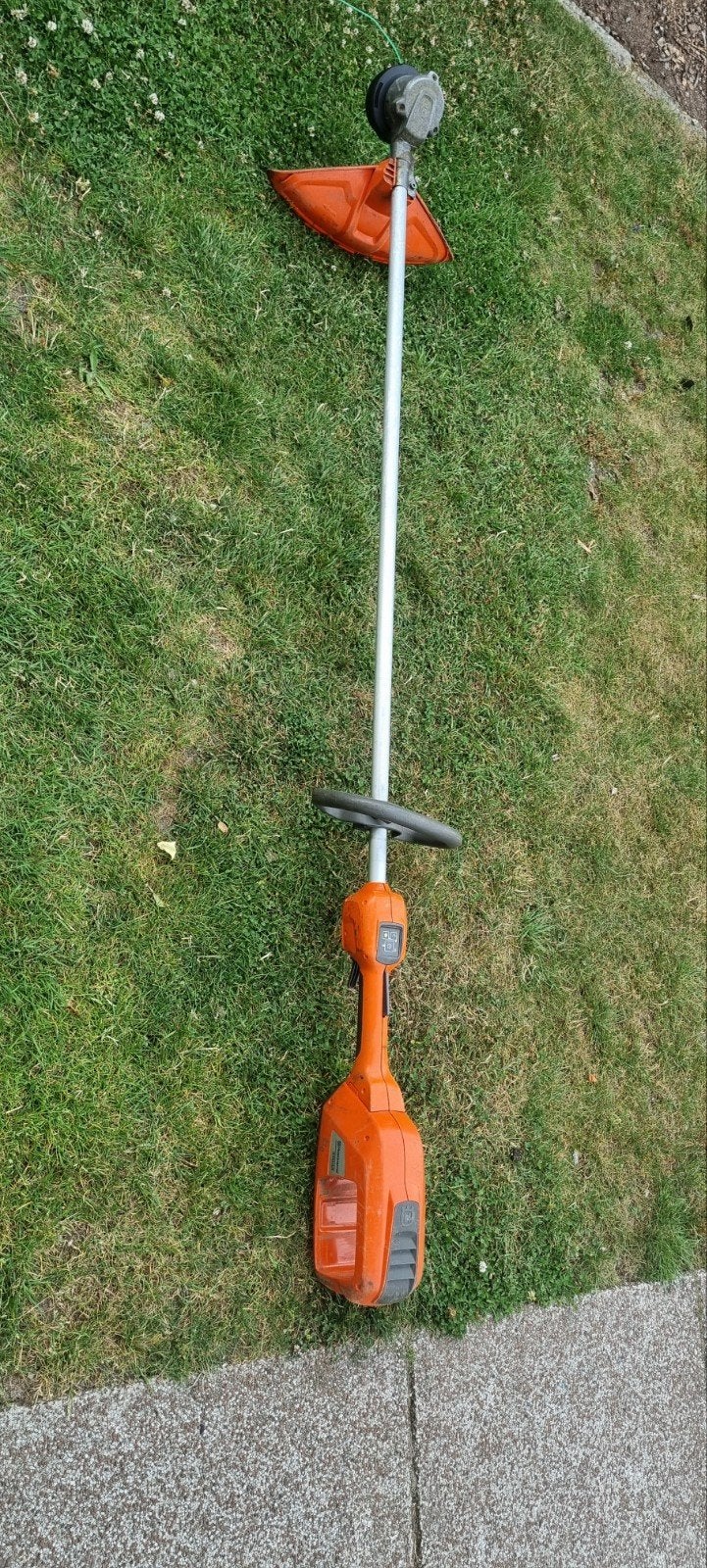 husqvarna 536lilx accu draadmaaier draad trimmer, Ophalen, Gebruikt, Accu, 50 cm of meer