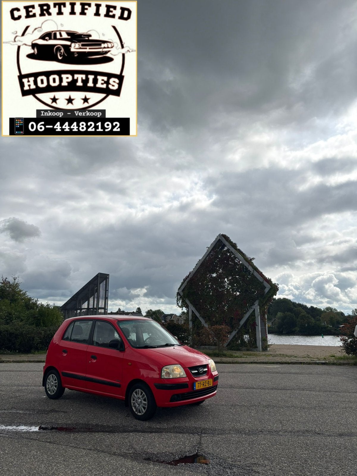 Hyundai Atos 1.1 2005 Rood AIRCO APK 11/6/2027 RIJ KLAAR !!, Auto's, Voorwielaandrijving, 31 €/maand, 4 cilinders, Origineel Nederlands