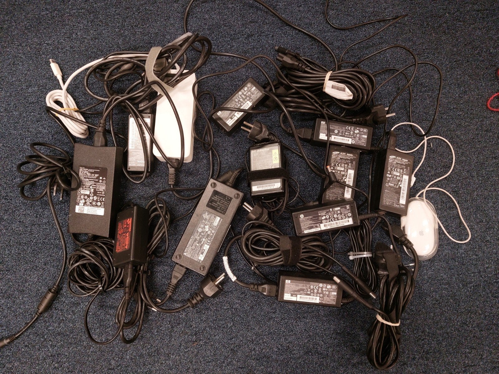 Partij laptop/monitor adapters, Ophalen of Verzenden, Gebruikt