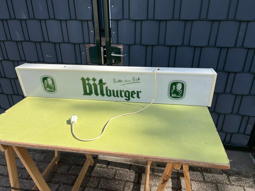 Reclame lichtbak Bitburger Bier, Verzamelen, Merken en Reclamevoorwerpen, Ophalen of Verzenden, Gebruikt, Reclamebord