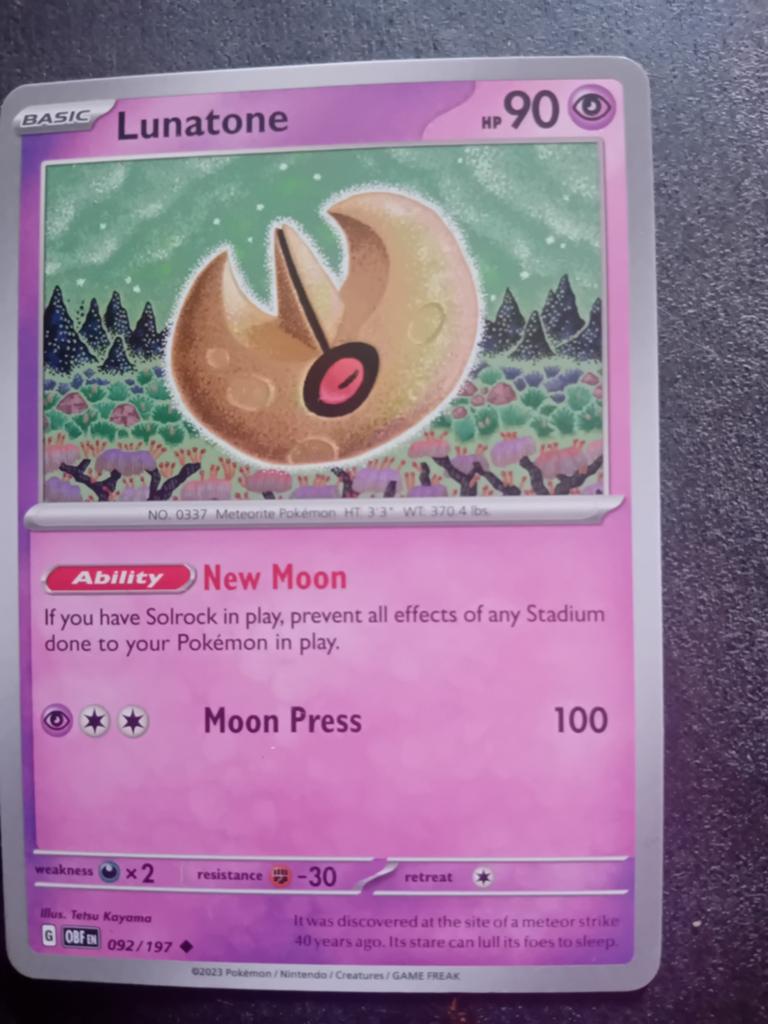 Pokémon Kaart Lunatone 092/197 Obsidian Flames, Ophalen of Verzenden, Zo goed als nieuw, Losse kaart, Foil