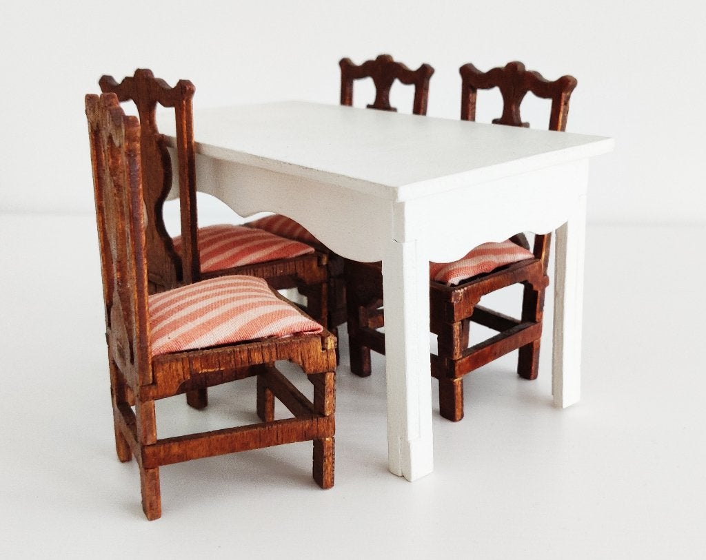 Poppenhuis eetkamer 4 stoelen 1:12, Ophalen of Verzenden, Zo goed als nieuw, Poppenhuis