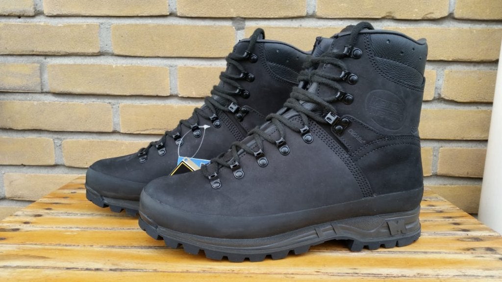 NIEUWE Meindl M2 (Island Pro) bergschoenen maat 42,5, Zwart, Nieuw, Ophalen of Verzenden, Wandelschoenen of Bergschoenen