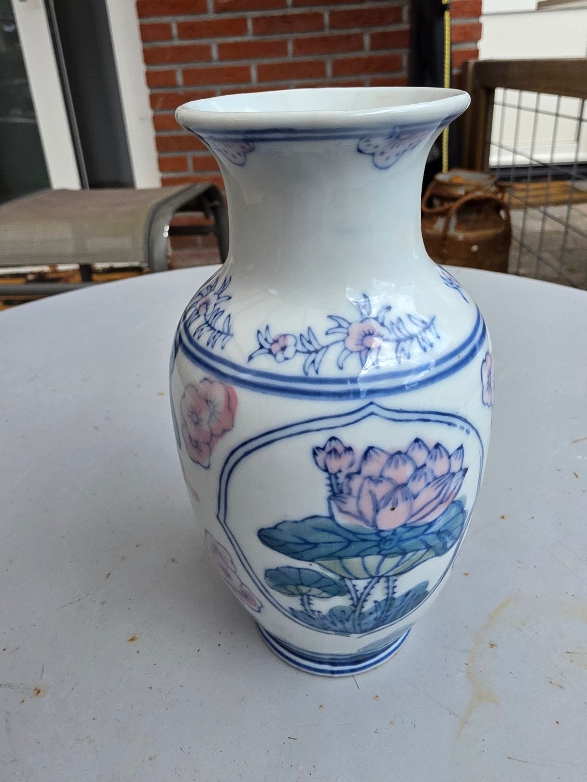 Vintage Chinese vaas met bloemmotief, Antiek en Kunst, Ophalen
