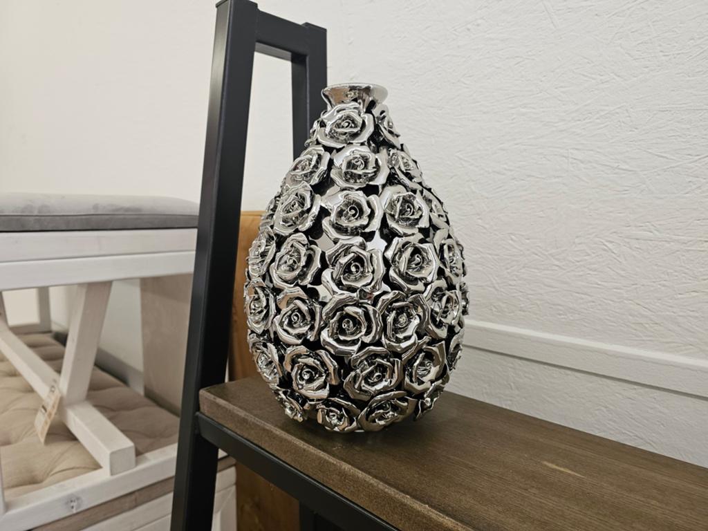 Rozen vaas - Zilver, Overige kleuren, Aardewerk of Porselein, Zo goed als nieuw, Info@homefriesland.nl