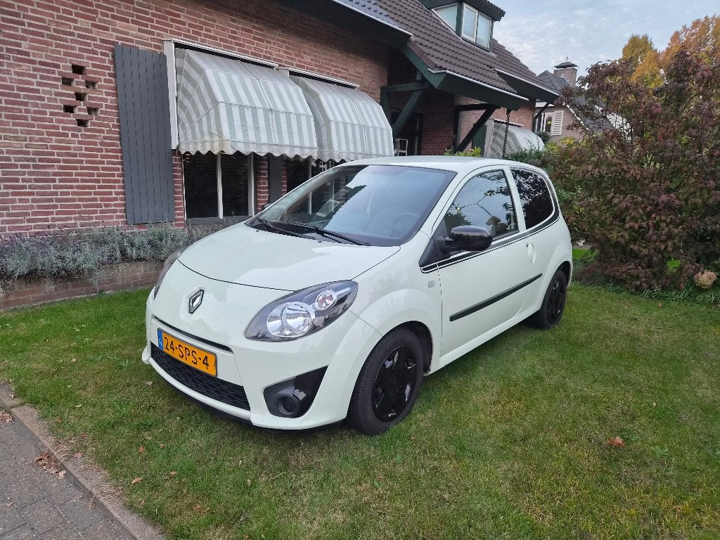 Renault Twingo 1.2 16V 2011, Auto's, 74 pk, 4 cilinders, 4 stoelen, Handgeschakeld