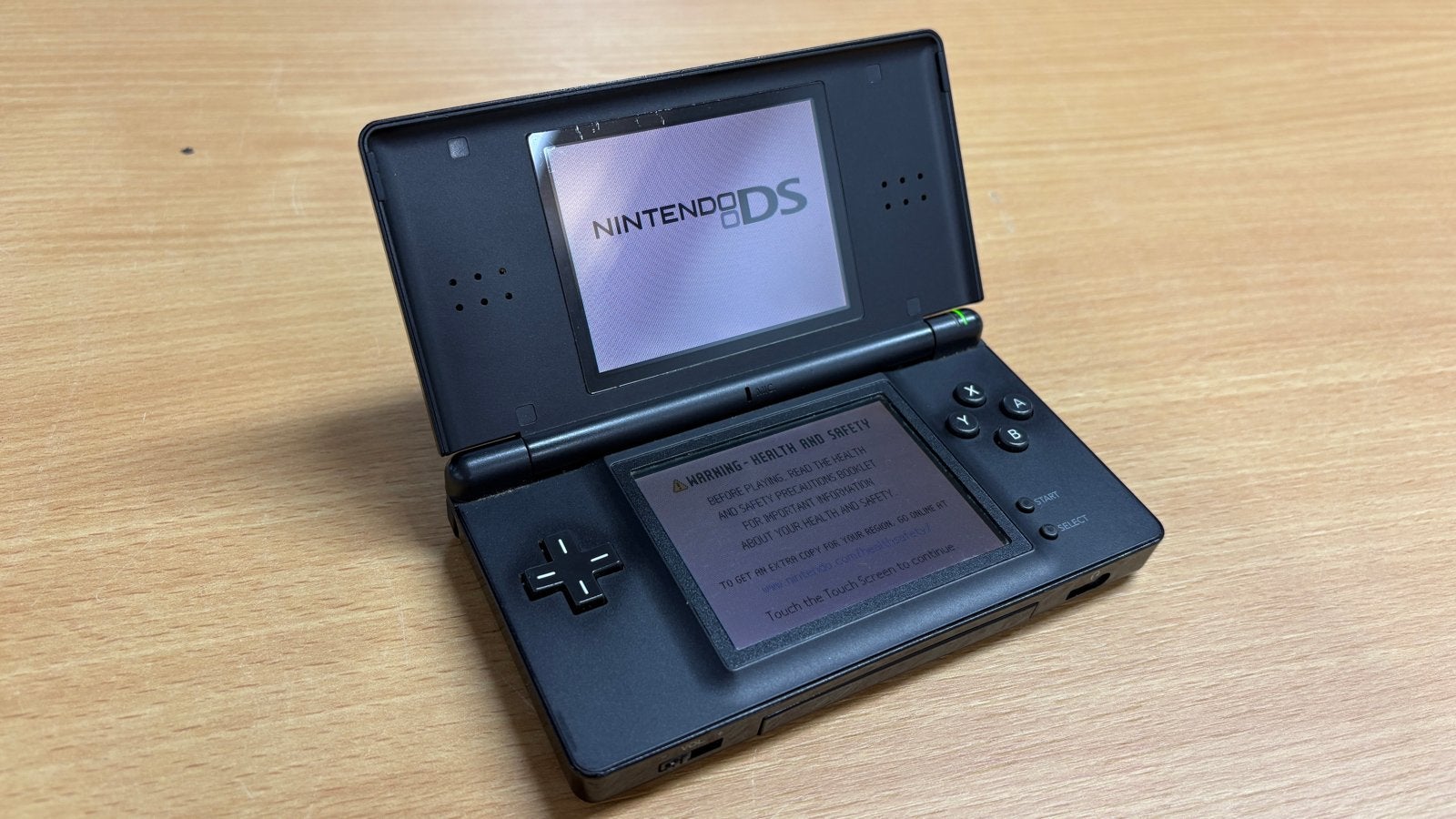 Nintendo DS Lite Zwart - Inclusief Oplader en Stylus, Ophalen of Verzenden, Gebruikt, Zwart, DS Lite