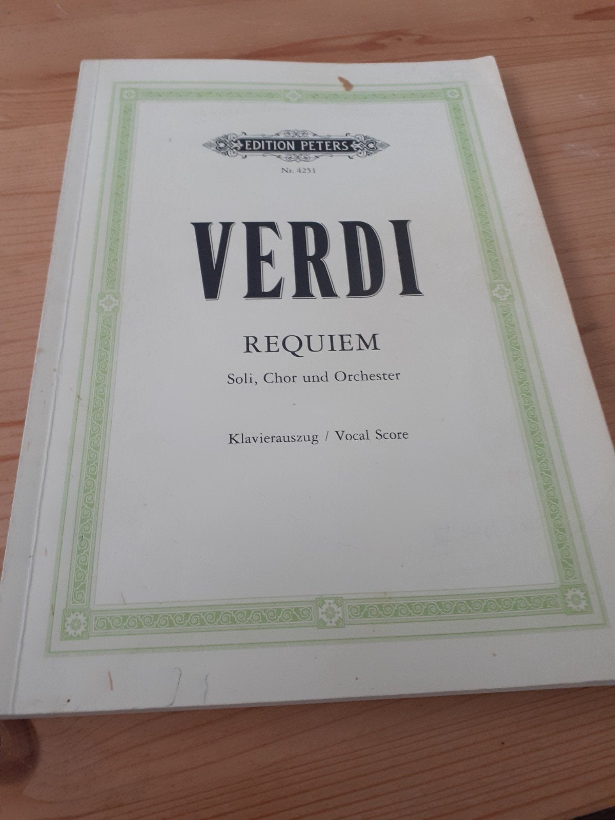 Verdi Requiem - Klavierauszug / Vocal Score (Edition Peters), Muziek en Instrumenten, Gebruikt, Klassiek, Les of Cursus, Ophalen of Verzenden