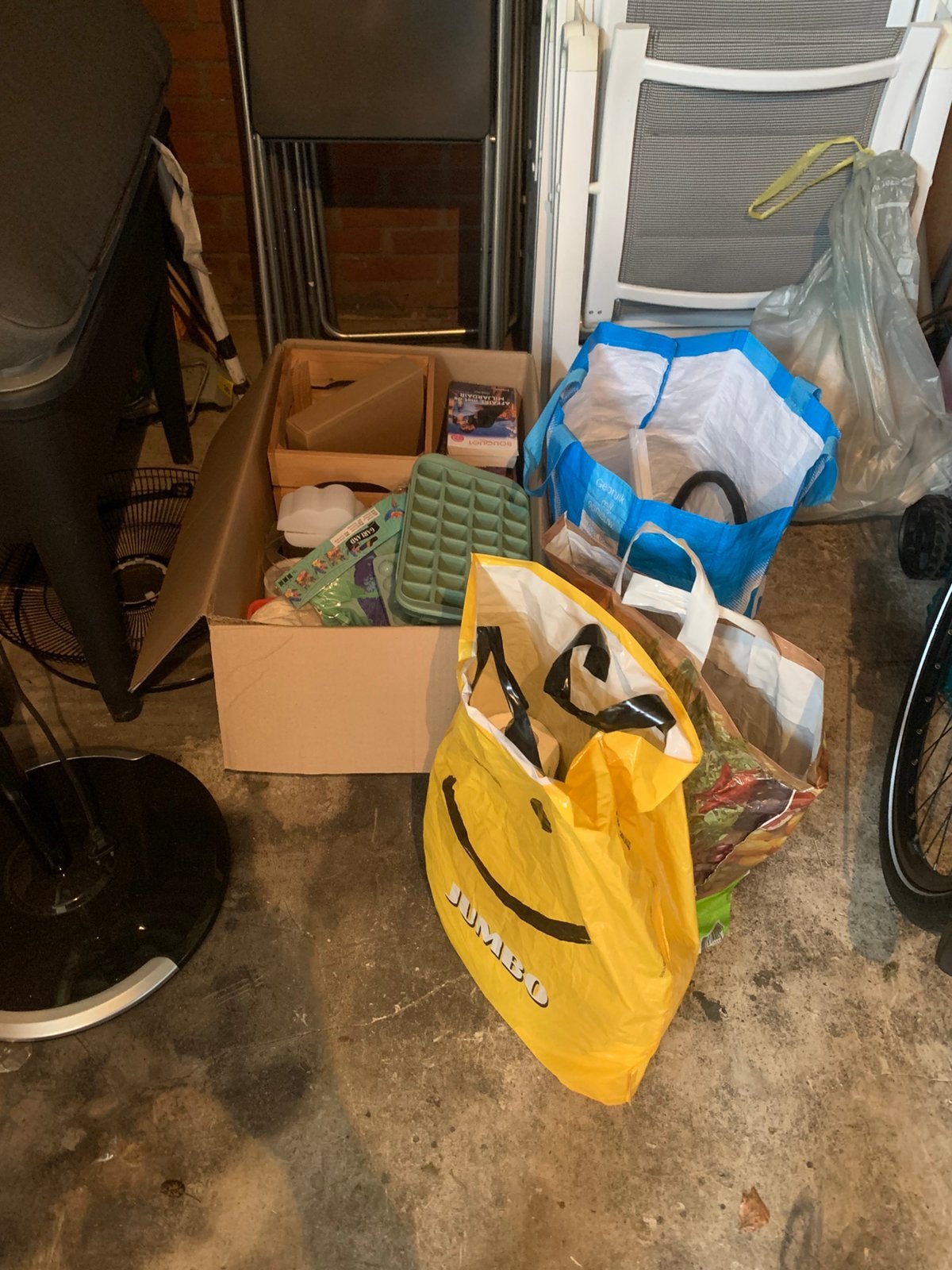 Gratis op te halen rommelmarkt spullen, Ophalen, Zo goed als nieuw