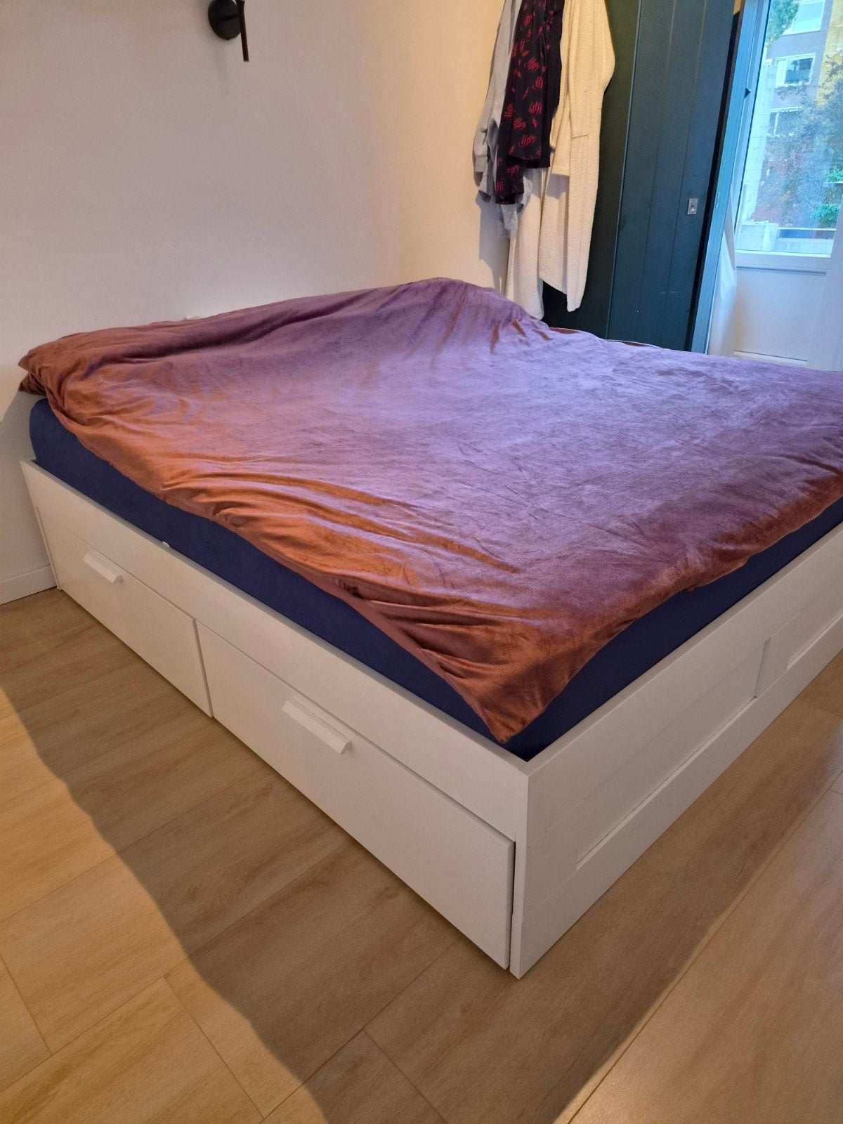 IKEA bed met 4 lades - wit, Ophalen, Wit, Tweepersoons, Zo goed als nieuw