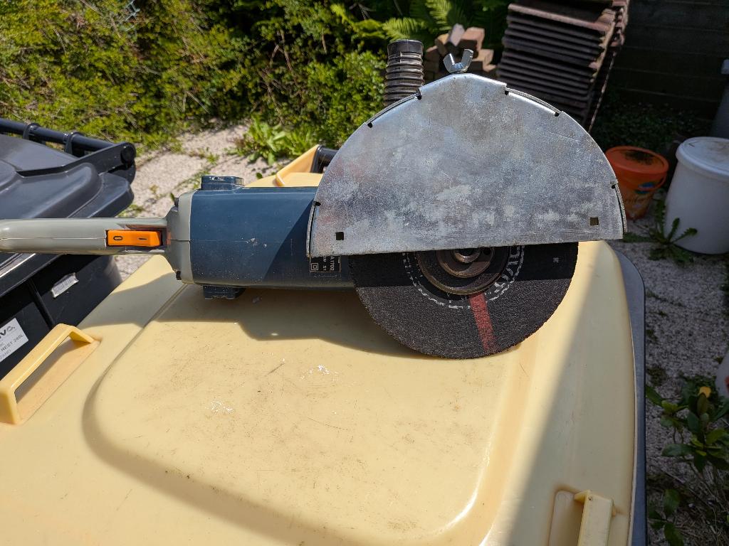 Grote haaks slijpschijf, Ophalen of Verzenden, Gebruikt, 1000 watt of meer, Haakse handslijpmachine