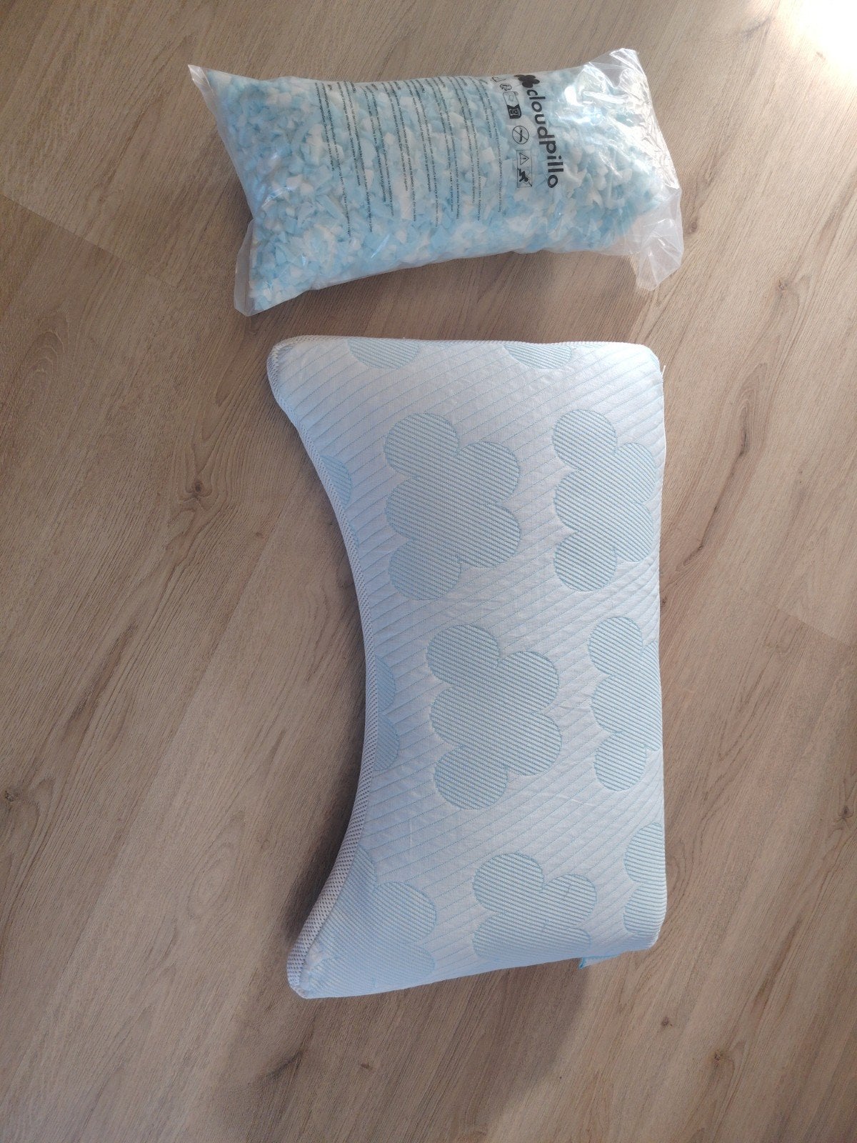 Cloud Pillow Plus kussen, Schuim, Eenpersoons, Wit, Vochtregulerend