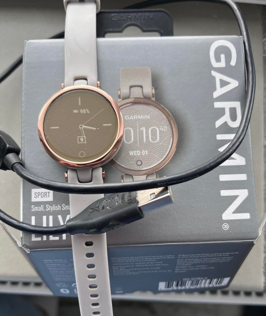 Garmin Lily rosegoud dameshorloge, Sieraden, Tassen en Uiterlijk, Sporthorloges, Ophalen of Verzenden, Zo goed als nieuw, Zwart