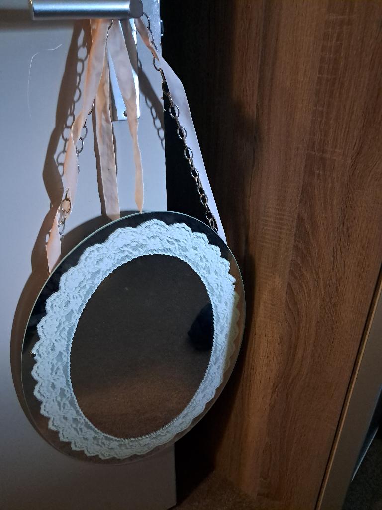 Mooie ovale Spiegel, Huis en Inrichting, Woonaccessoires | Spiegels, Ophalen, Minder dan 50 cm, Zo goed als nieuw, Minder dan 100 cm