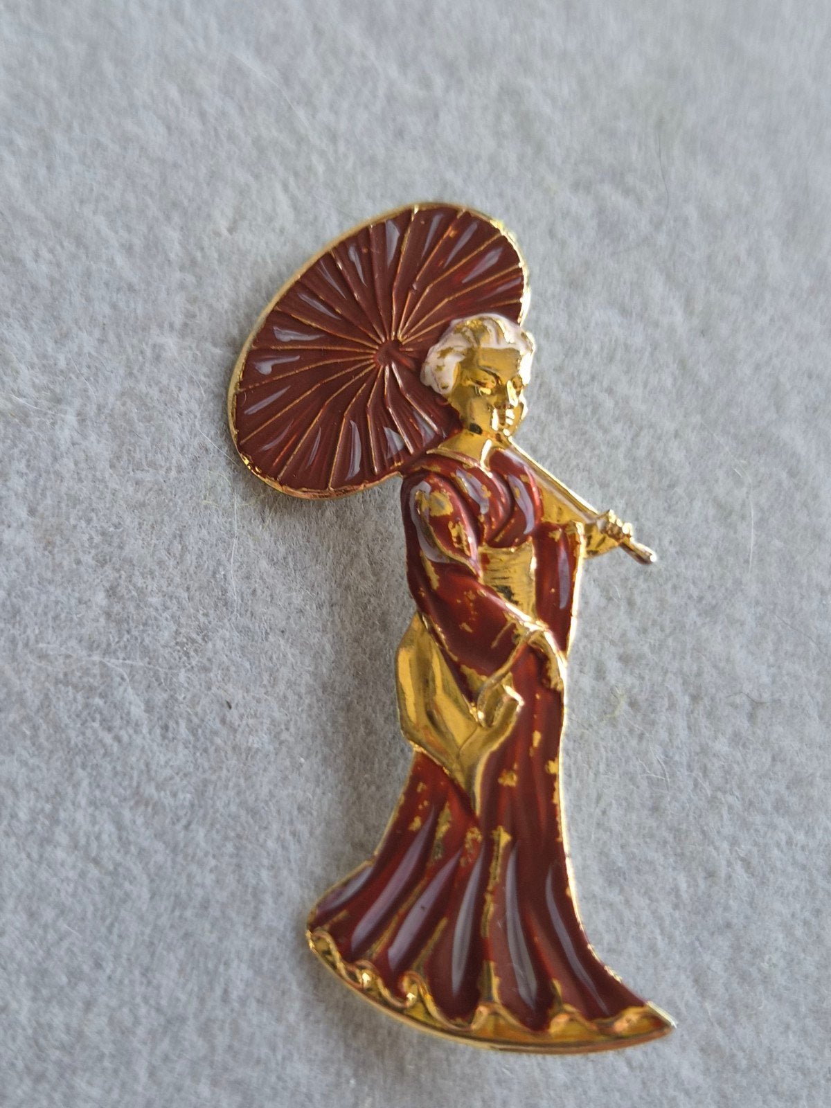 Vintage Geisha Broche - 4.5 cm