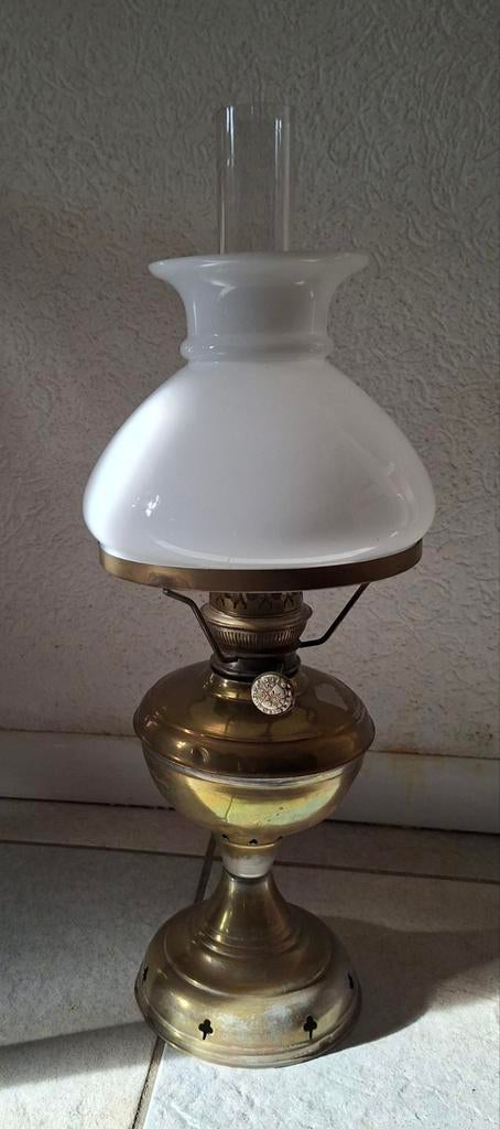 Antieke mooie olielamp zie beschrijving, Ophalen of Verzenden