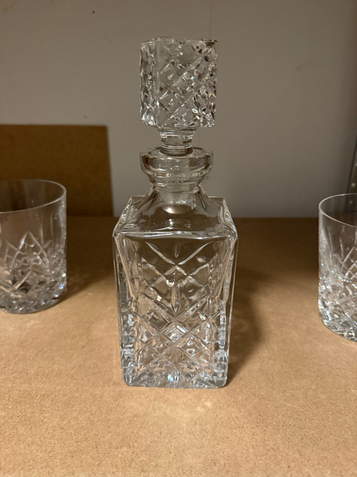 Violetta kristallen karaf met 2 glazen, Antiek en Kunst, Ophalen