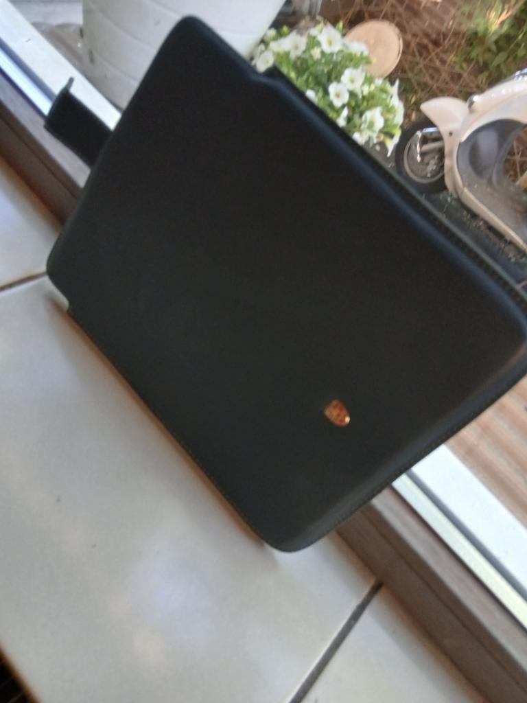 Porsche hoes / beschermhoes voor tablet of laptop, Ophalen of Verzenden, Nieuw