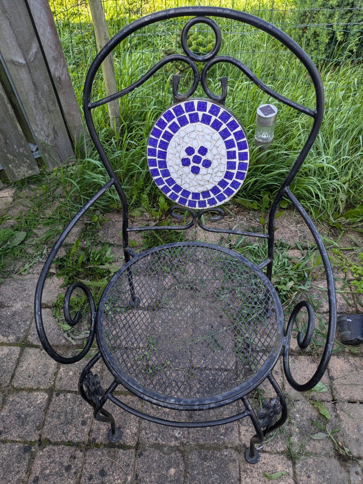Metalen tuinstoel met mozaïek rugleuning, Ophalen, Gebruikt, Metaal