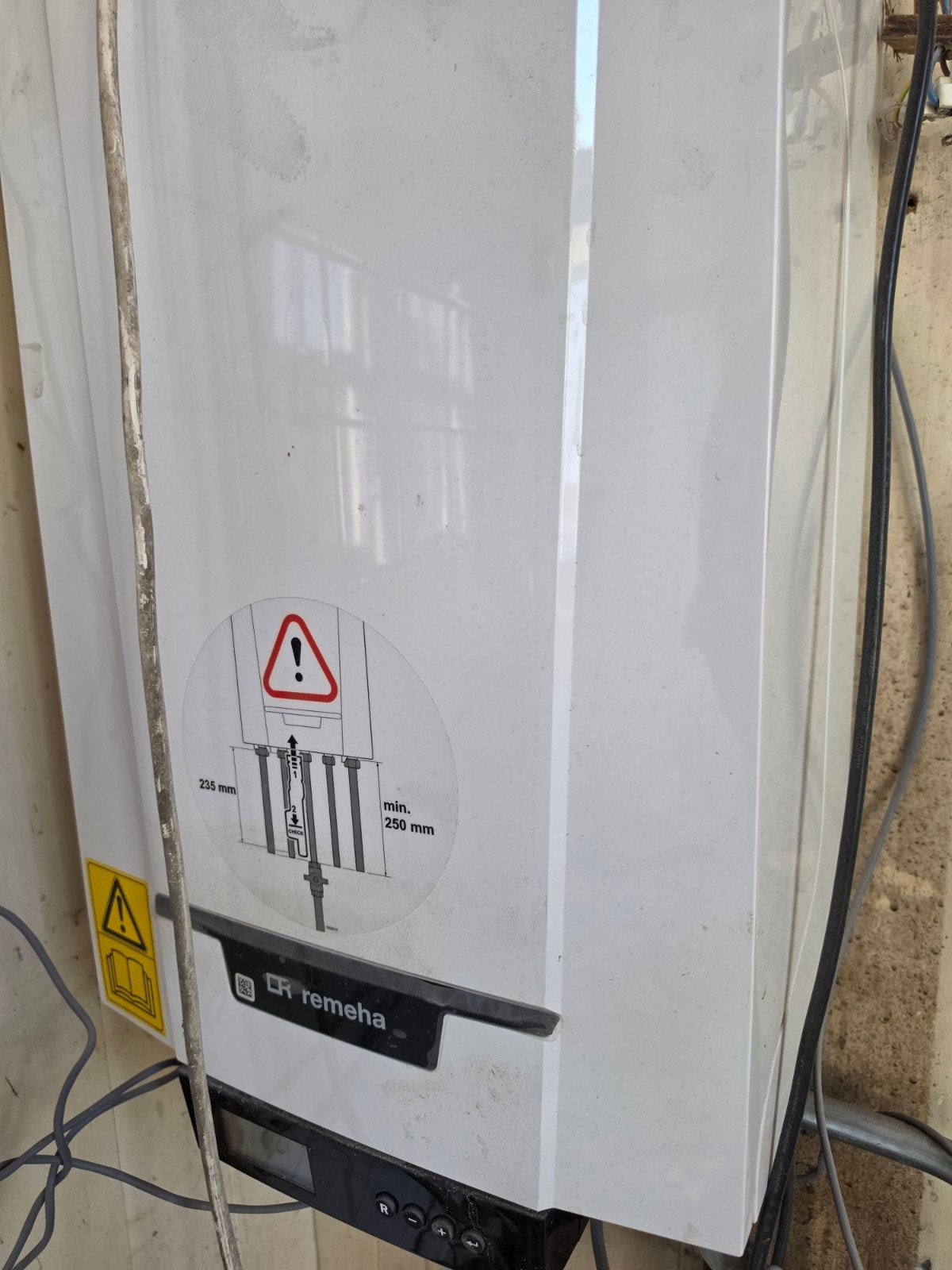 Remeha Tzerra Ace 28C CCS CV-ketel, Ophalen, Hoog rendement (Hr), Cv-ketel of Combi-ketel, Zo goed als nieuw