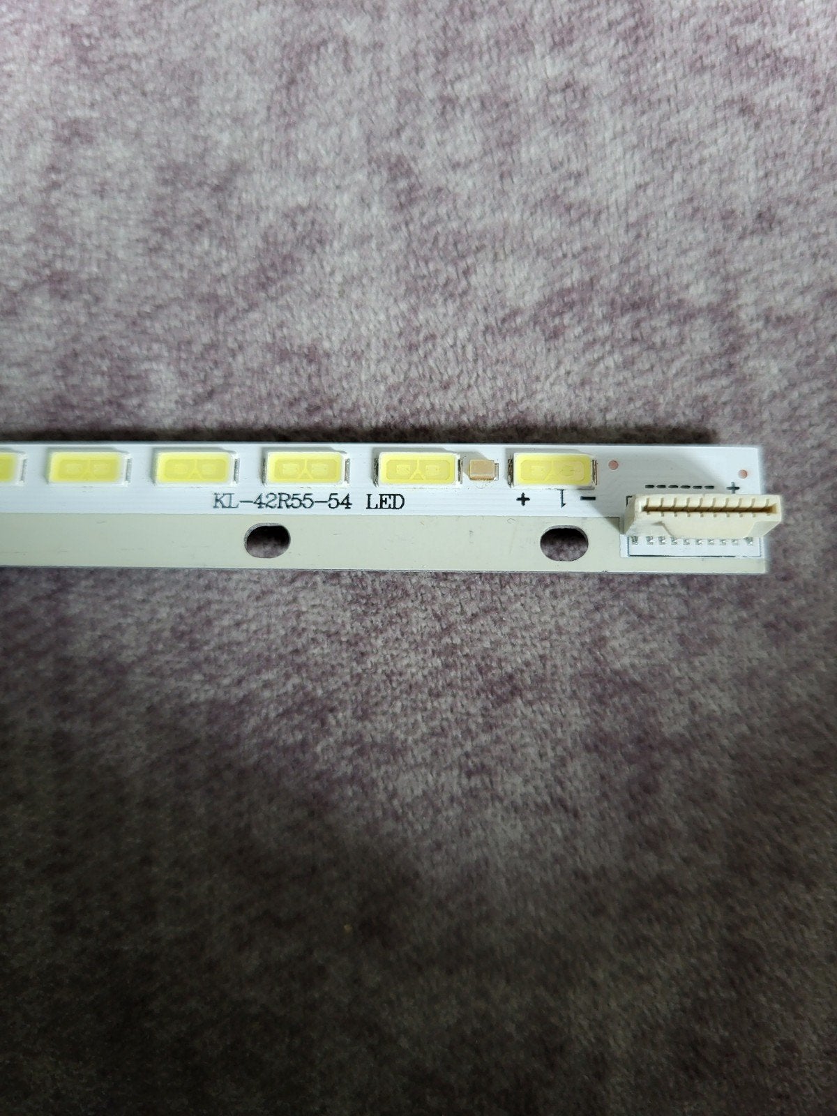 LED strip KL-42R55-54 voor TV-reparatie, Ophalen of Verzenden, Nieuw, Elektronisch