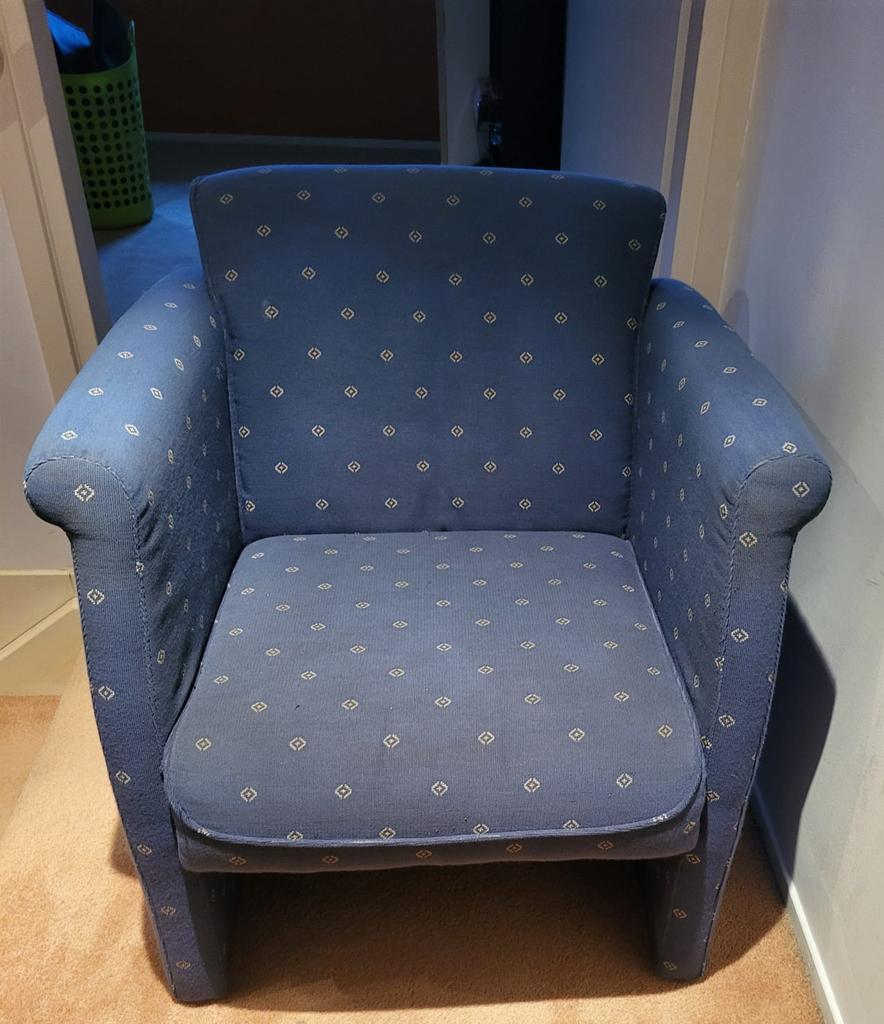 GRATIS - stoelen - 2 stuks, Ophalen, Zo goed als nieuw, 75 tot 100 cm, 50 tot 75 cm