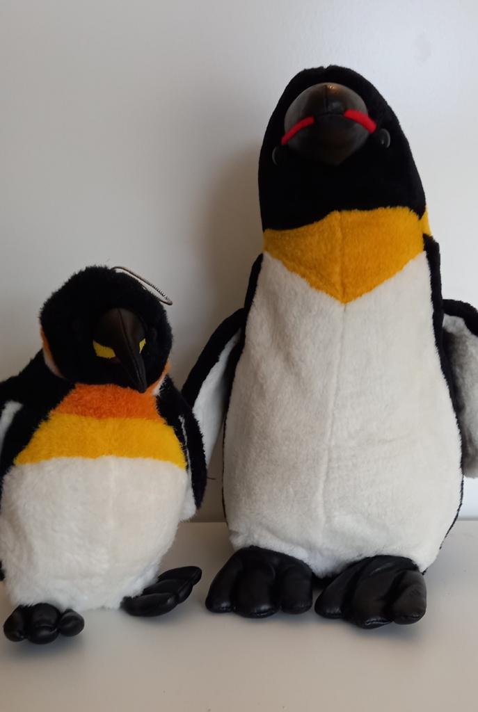Grote en kleine pinguin., Kinderen en Baby's, Speelgoed | Knuffels en Pluche, Ophalen of Verzenden, Zo goed als nieuw, Overige typen