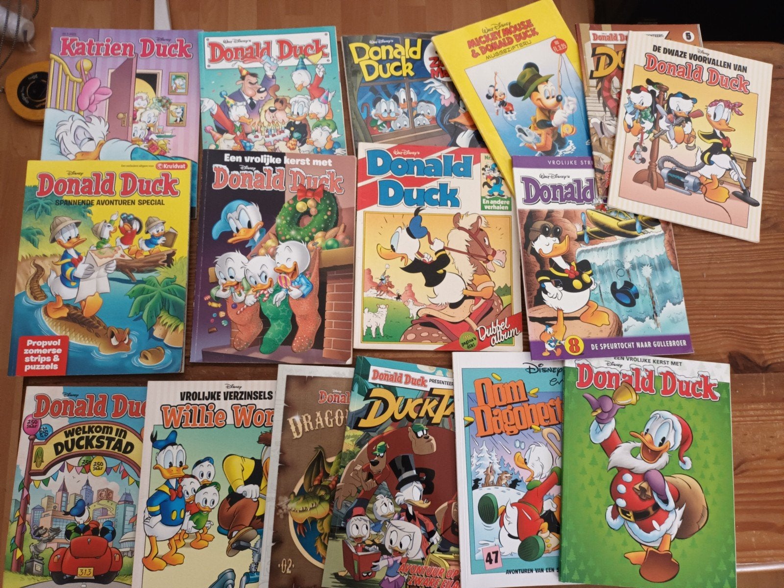 Grote collectie Donald Duck en Katrien Duck stripboeken, Ophalen of Verzenden