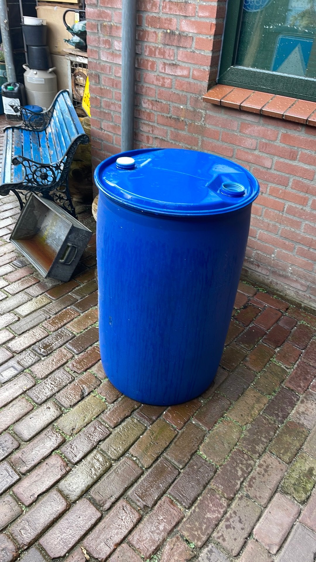 Te koop 200 LTR vat, Tuin en Terras, Regentonnen, 150 liter of meer, Ophalen, Gebruikt, Kunststof