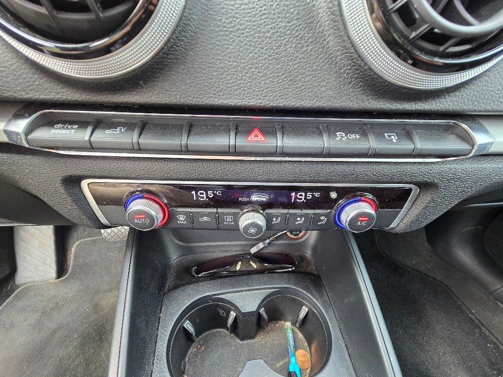Foto 10 van Audi A3 1.4 Tfsi 204pk E-tron S Tronic 2015 Grijs