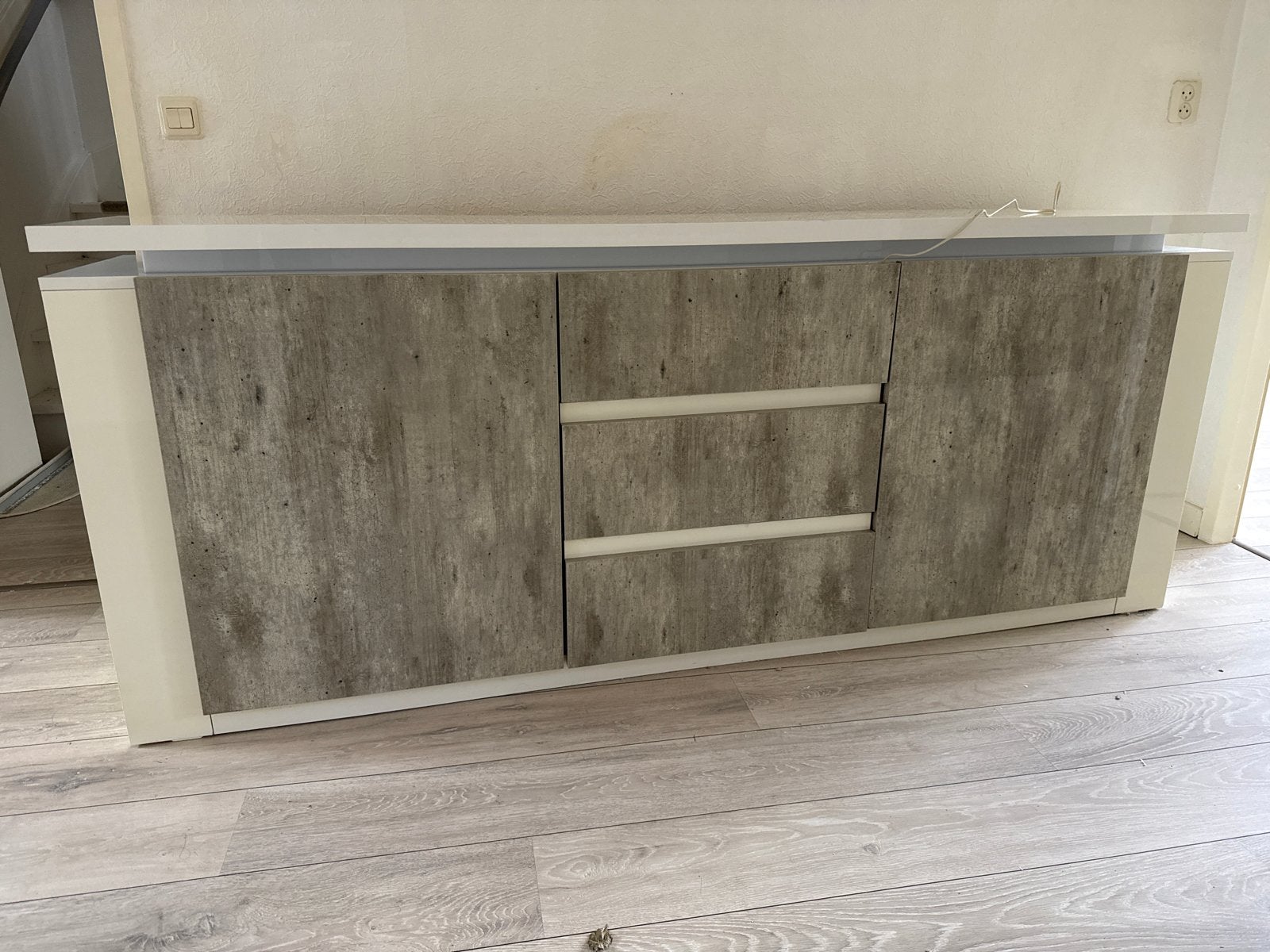 Modern dressoir met lades en deuren - snel ophalen!, Overige materialen, Gebruikt, 150 tot 200 cm, Ophalen of Verzenden