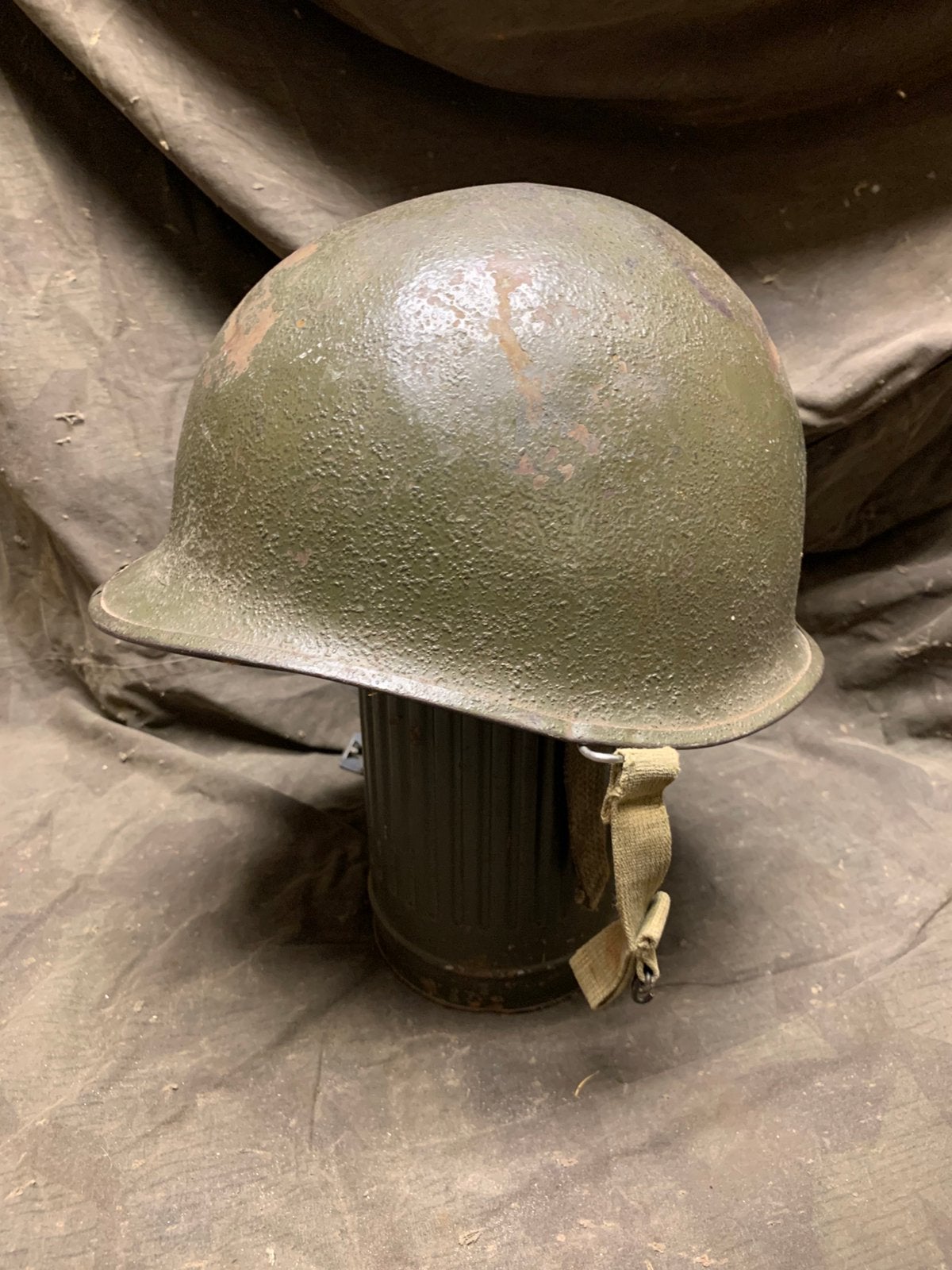 US M1 helm wo2 front seam met Firestone liner, Verzamelen, Militaria | Tweede Wereldoorlog, Amerika, N, N, Verzenden