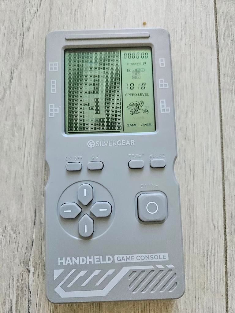 Silvergear Handheld Game Console - Retro Gaming, Spelcomputers en Games, Ophalen of Verzenden, Overige merken, Zo goed als nieuw