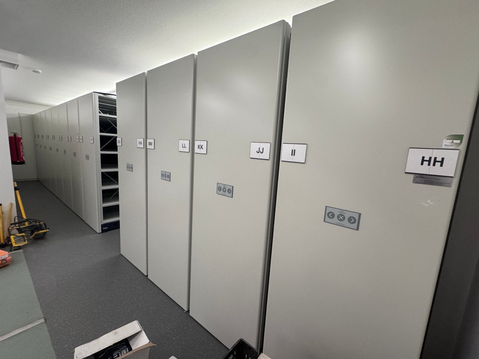 Bruynzeel Compactus (elektrisch verrijdbaar), Ophalen