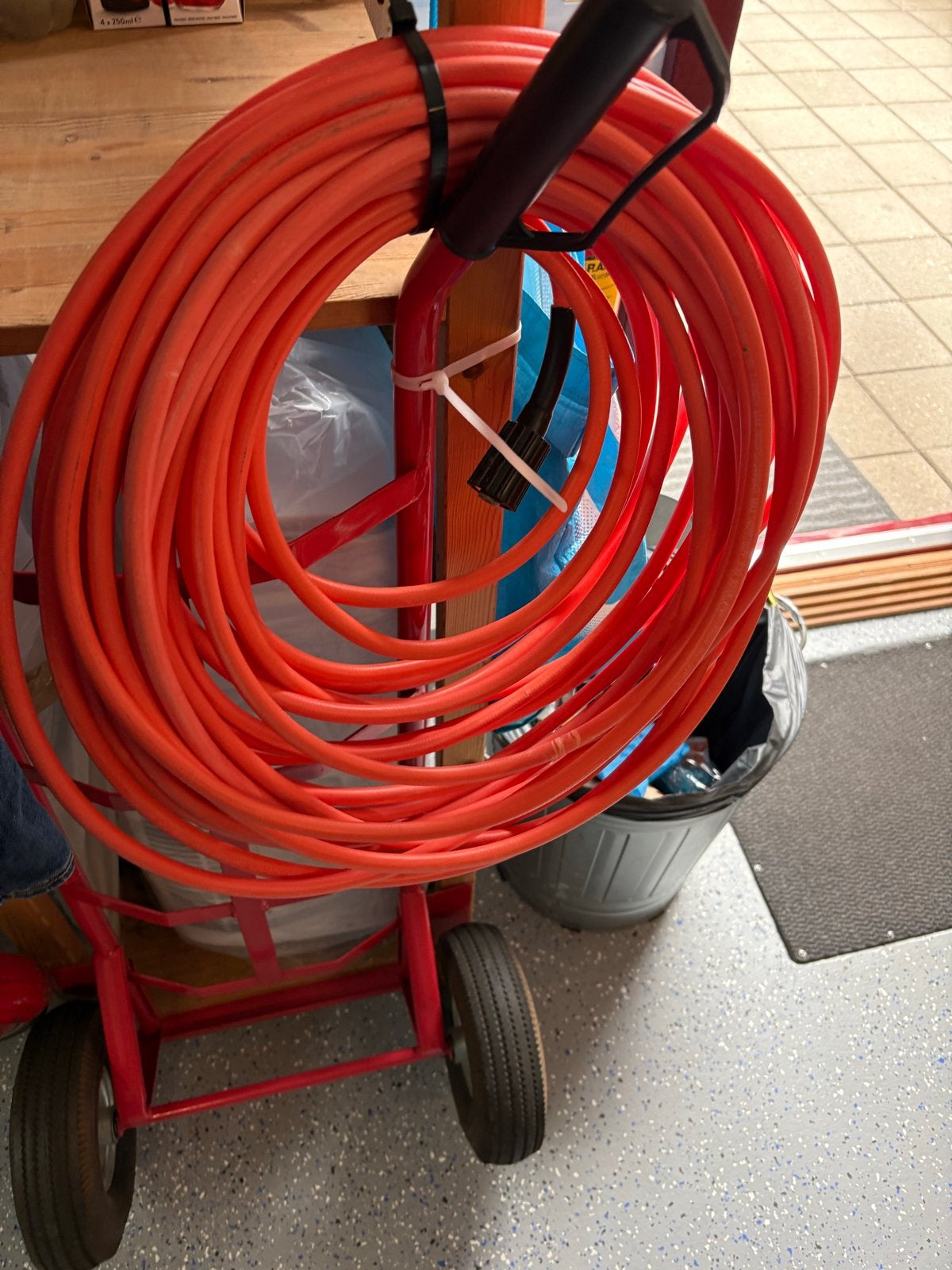 Hogedrukspuit slang 30m, Ophalen, Gebruikt, Elektrisch