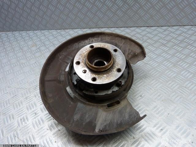 Fusee achter BMW 3-serie E90 E91 lci div aanwezig wielnaaf, Gebruikt, Ophalen of Verzenden, BMW, BMW