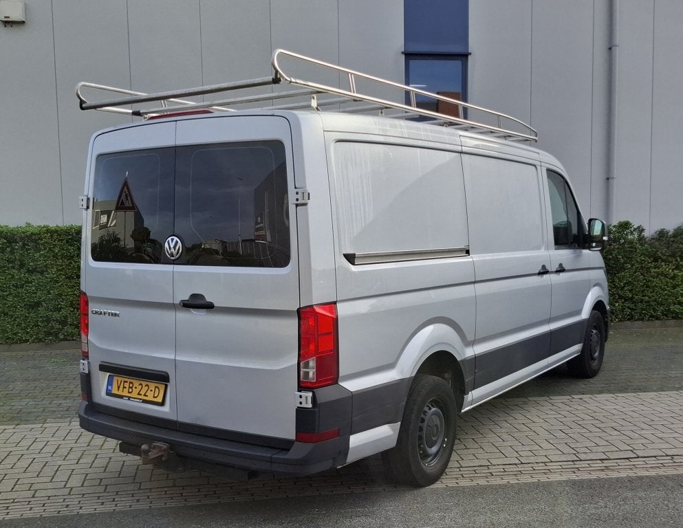 VOLKSWAGEN Crafter GB 2.0 TDI 102pk L2H1 364/3000 FWD 3 ZITS, Auto's, Stof, Gebruikt, Euro 6, 4 cilinders