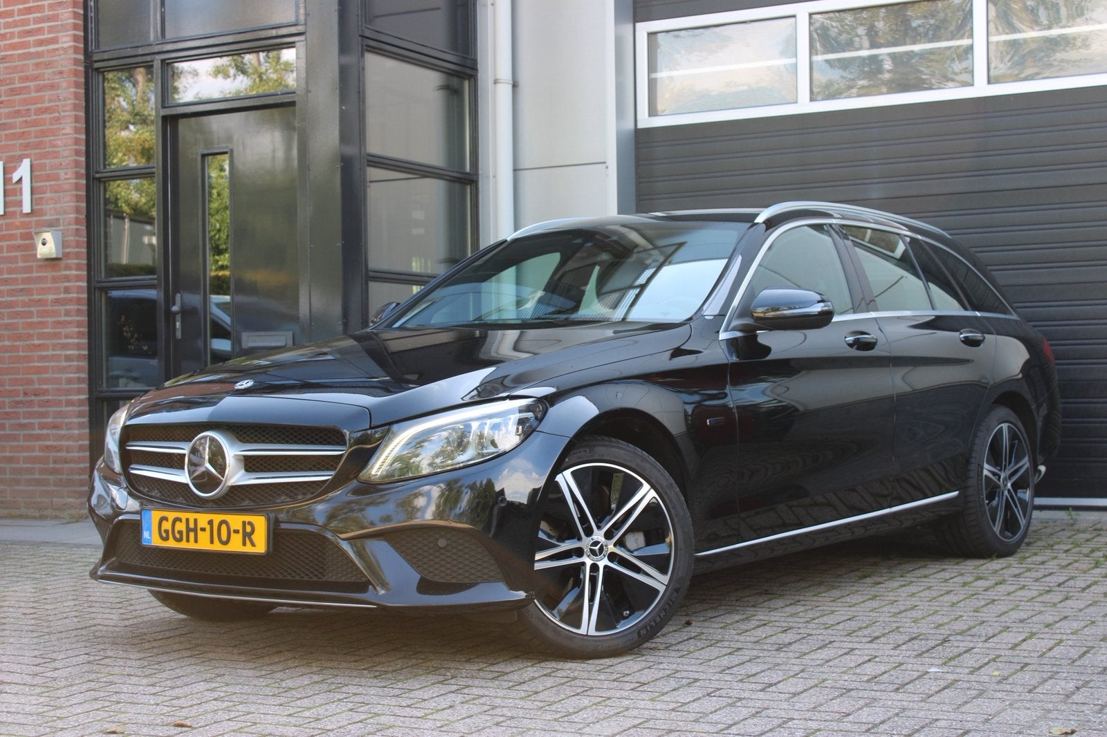 Mercedes-Benz C-Klasse C300 e 320pk 9G-TRONIC 2020 Zwart, Auto's, Automaat, Achterwielaandrijving, 1800 kg, 1770 kg