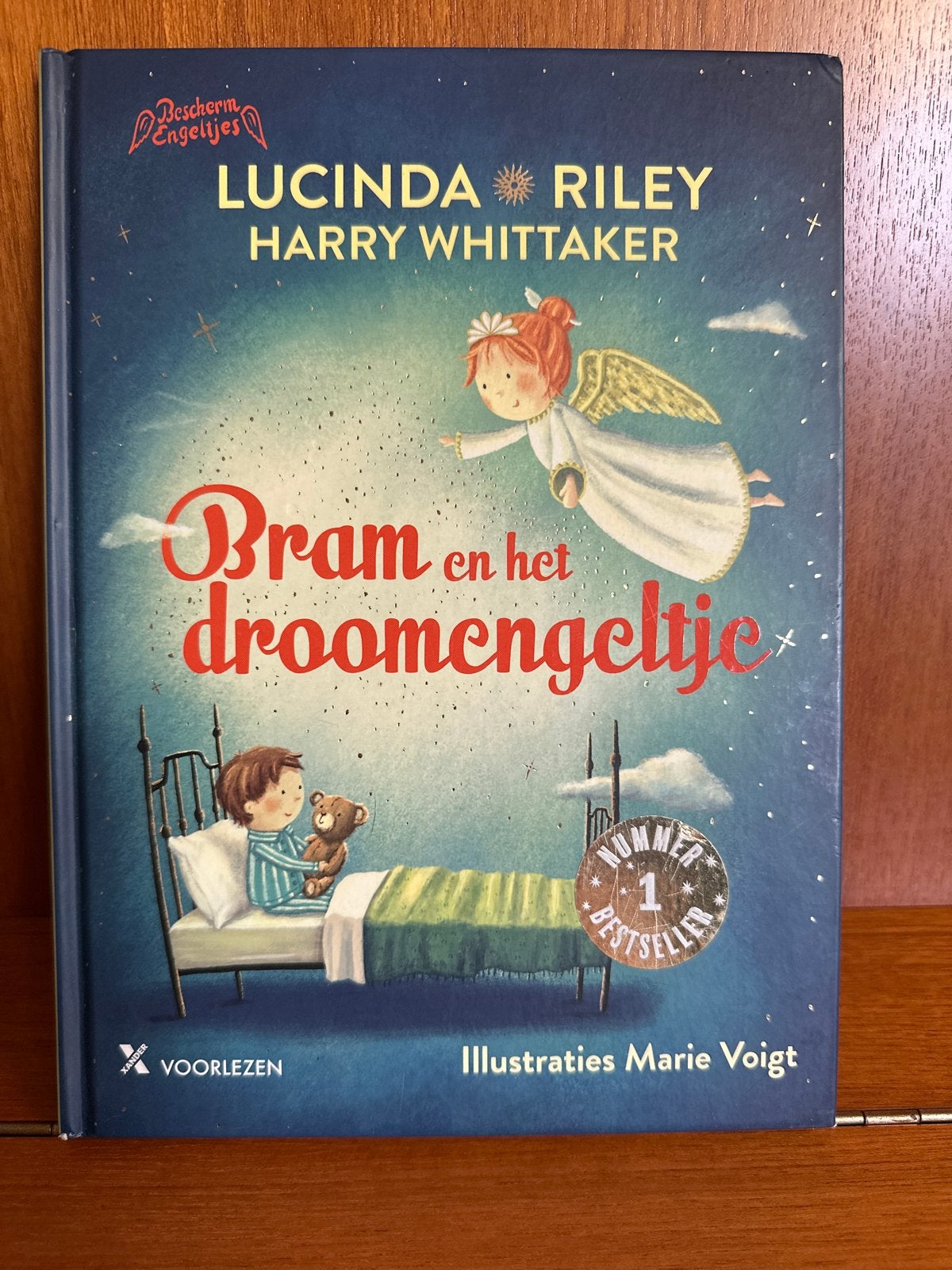 Bram en het droomengeltje - Lucinda Riley & Harry Whittaker, Ophalen of Verzenden, Zo goed als nieuw, Sprookjes