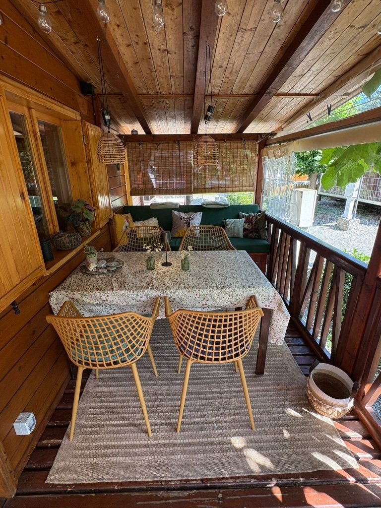 Vier in 2027 vakantie in ons chalet 'Casa Anna' in Porlezza, Zwembad, Aan meer of rivier, Recreatiepark
