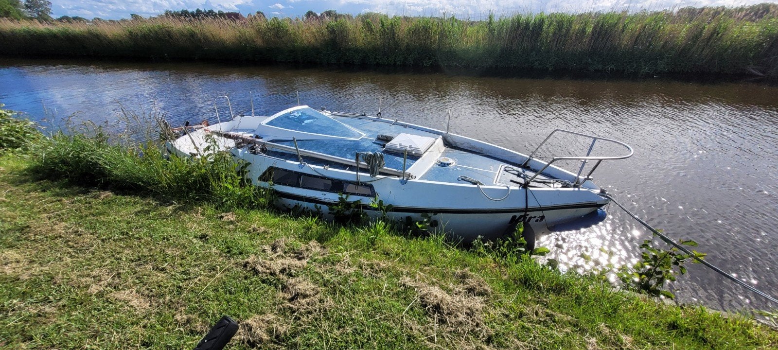 Kajuitbootje zonder mast - 6 pk motor, Watersport en Boten, Kajuitzeilboten en Zeiljachten, Overige merken, Gebruikt, 100 cm, 6 pk