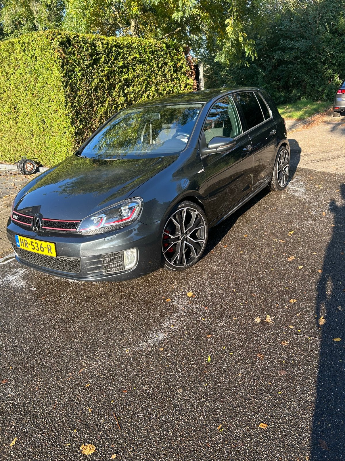 Volkswagen golf 6 GTI 2013 Grijs DSG, Dealer onderhouden, 4 cilinders, 1984 cc, Bluetooth