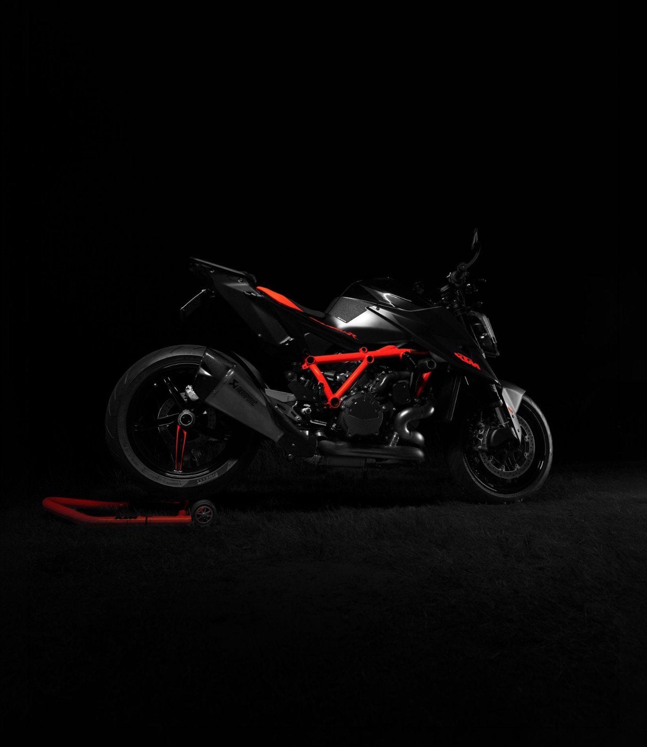 Ktm 1290 superduke R 2021  tech and track pack. akrapovic., Ophalen, Zo goed als nieuw, Motor