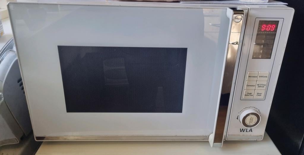 WLA Combimagnetron - Wit, Vrijstaand, Witgoed en Apparatuur, Magnetrons, Ophalen, Combimagnetron, Gebruikt, Minder dan 45 cm