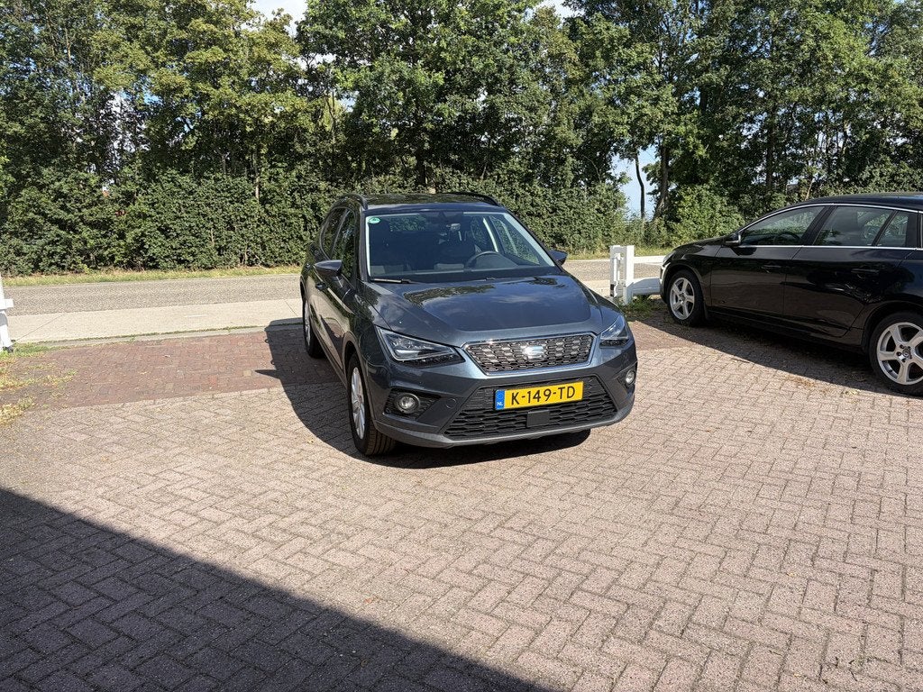 SEAT Arona 1.0 TSI Style Business Intense Plus ADD CRUISE CL, Auto's, Seat, Automatische klimaatregeling, Gebruikt, 49 €/maand